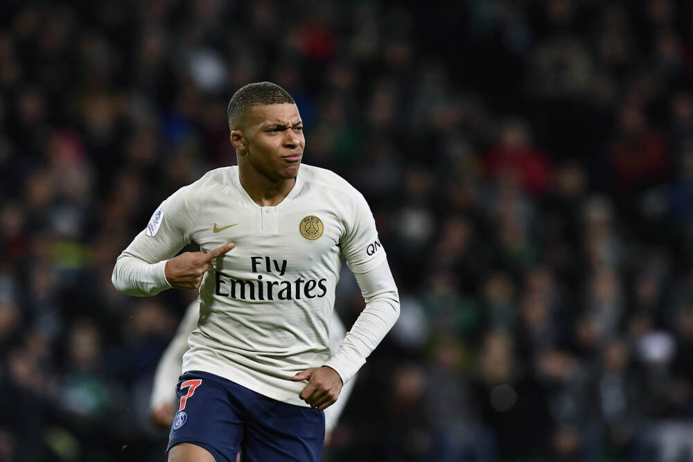 中芯国际（688981）12月31日主力资金净卖出5.34亿元